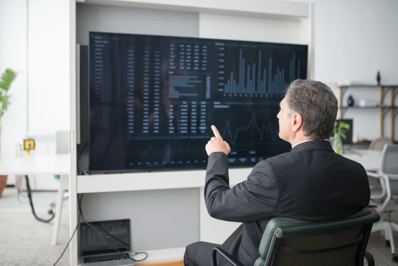 Fewer Numbers, Better Decisions: The Executive's Case for Radical Metric Discipline